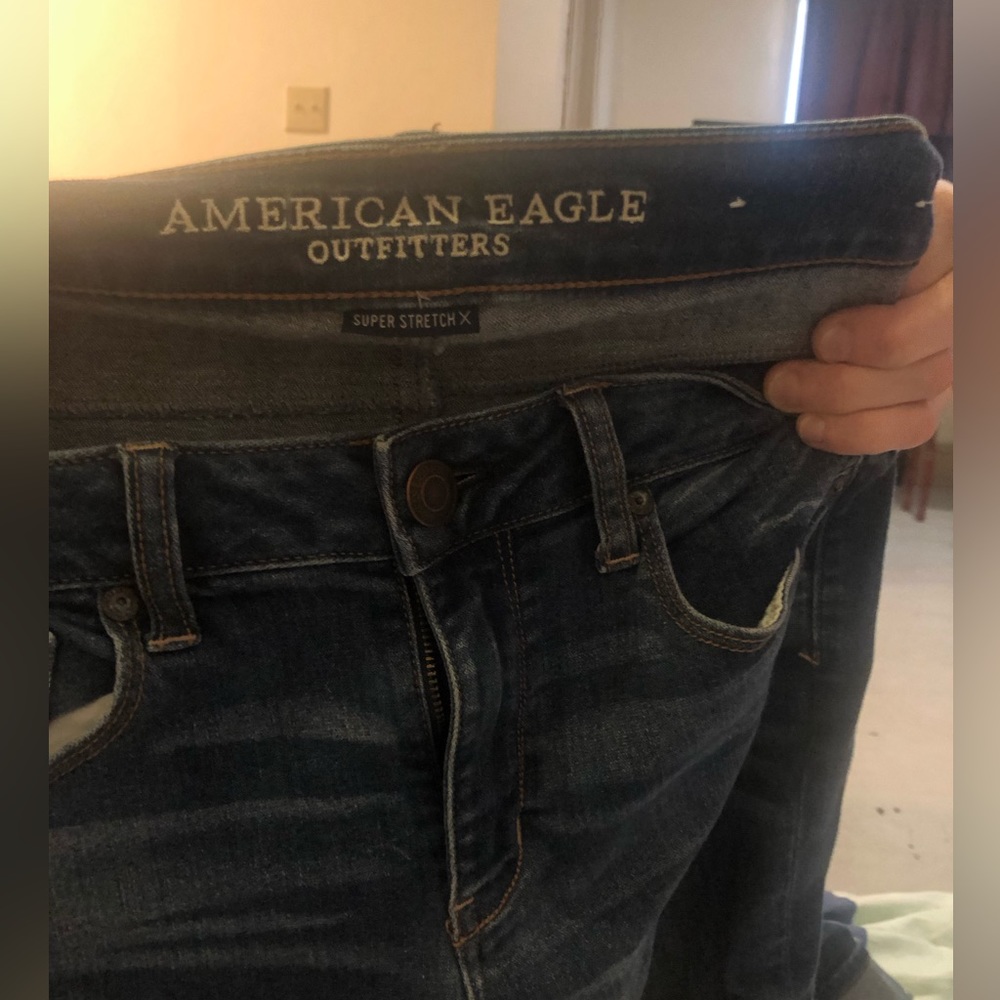 American Eagle stretch ripped skinny jeans size 8. Practically brand new